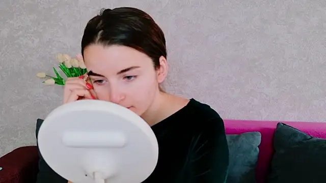 Miss Arwen online show from October 6, 3:48 am