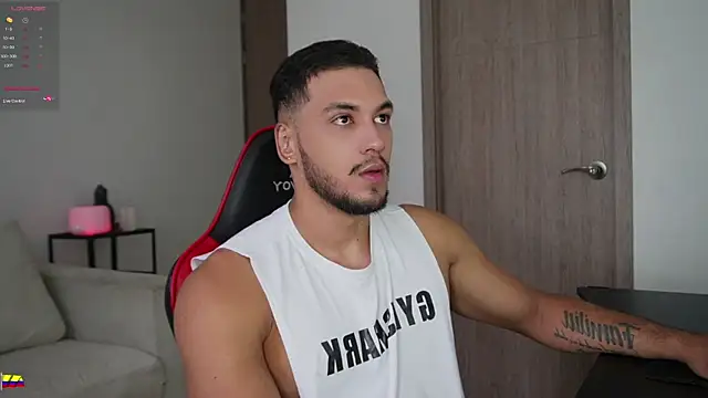 Snapshot of daniel_mejia1 chatting on February 25, 12:37 pm daniel mejia1 online show from February 25, 12:37 pm