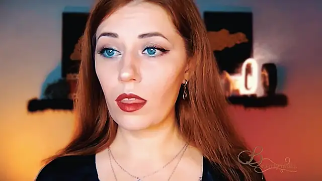 MissBeverlyMills online show from November 16, 3:23 am