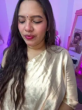 krishaa  online show from February 18, 7:43 pm