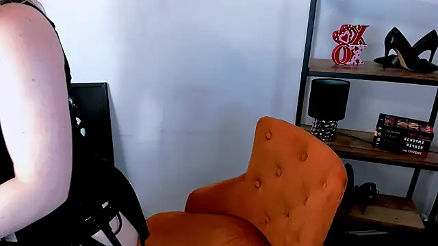 AlissaLips online show from April 16, 8:42 pm