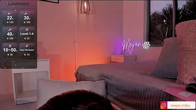 Megan-holly online show from February 19, 8:31 pm