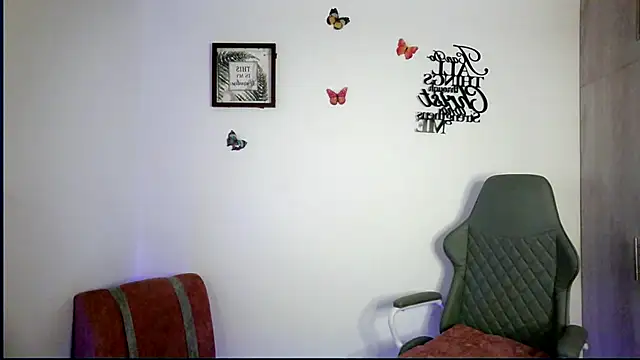 Nala j8 online show from April 15, 7:58 pm