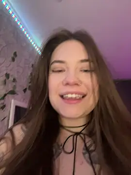 Vikki toriya online show from February 27, 9:04 pm