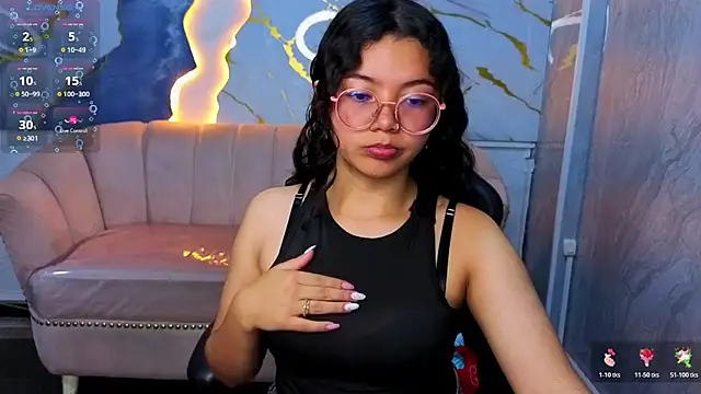 victoria castillo b online show from April 19, 3:06 am