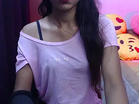 Snapshot of Angel_kiyara chatting on October 9, 6:17 pm Angel kiyara online show from October 9, 6:17 pm