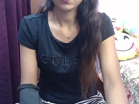 Snapshot of Angel_kiyara chatting on October 16, 6:31 pm Angel kiyara online show from October 16, 6:31 pm