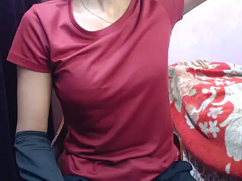 Snapshot of Angel_kiyara chatting on February 18, 6:26 pm Angel kiyara online show from February 18, 6:26 pm