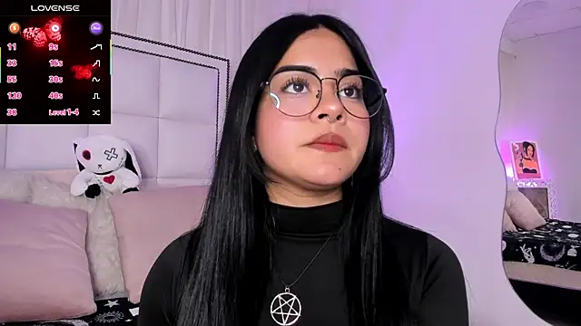 atena hill online show from March 6, 8:05 pm