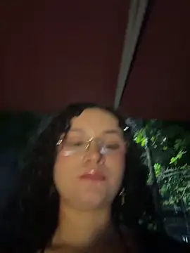 Snapshot of Electra_doll_ chatting on December 4, 1:15 am Electra doll online show from December 4, 1:15 am