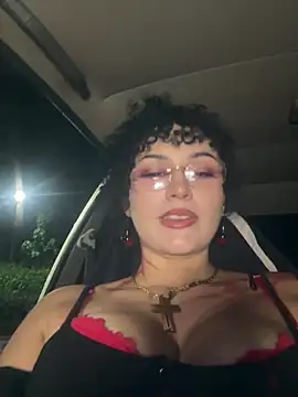 Snapshot of Electra_doll_ chatting on March 5, 1:01 am Electra doll online show from March 5, 1:01 am