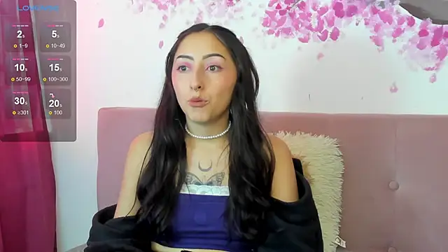 v1cky  online show from February 10, 9:47 pm