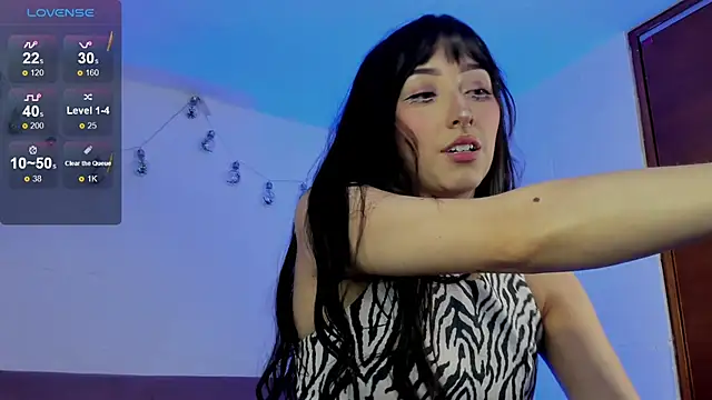 v1cky  online show from October 30, 10:32 pm