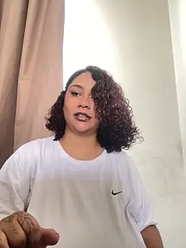 Snapshot of hanna_danger19 chatting on April 1, 2:14 pm hanna danger19 online show from April 1, 2:14 pm