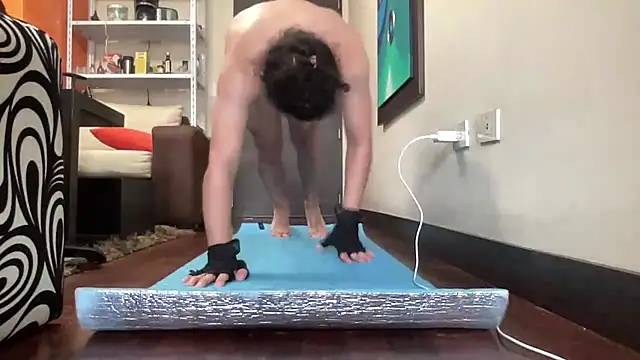 littlelatinhunter online show from February 11, 12:32 pm