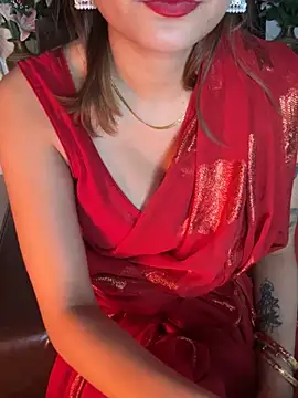 Snapshot of Jen_jennyy1 chatting on February 4, 5:10 am Jen jennyy1 online show from February 4, 5:10 am