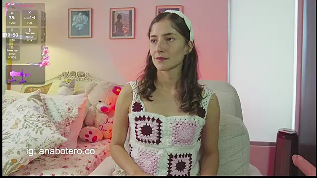 KittyAna online show from April 20, 7:48 pm