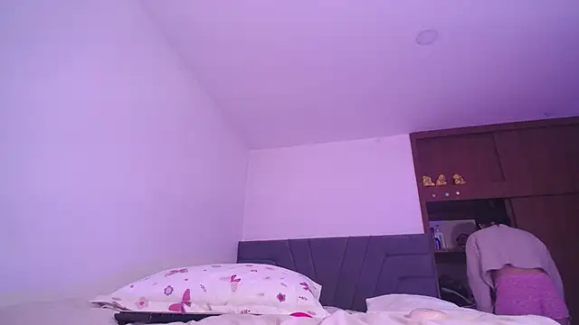 Snapshot of Yinn_Silver chatting on January 24, 1:14 pm Yinn Silver online show from January 24, 1:14 pm