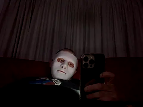 IL GINECOLOGO  online show from October 18, 11:27 pm