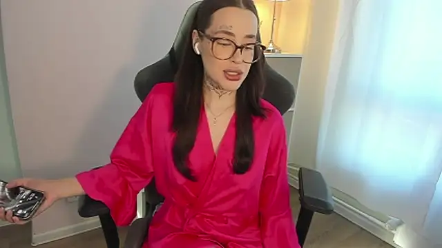 Snapshot of fuckdoll_18 chatting on March 18, 2:09 pm fuckdoll 18 online show from March 18, 2:09 pm
