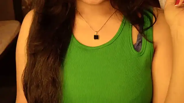 Snapshot of Spice-Summi chatting on July 23, 8:51 pm Spice-Summi online show from July 23, 8:51 pm