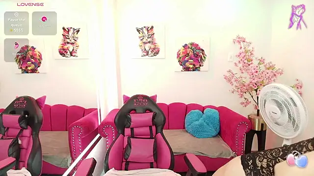 Miss dolly  online show from January 17, 12:21 pm