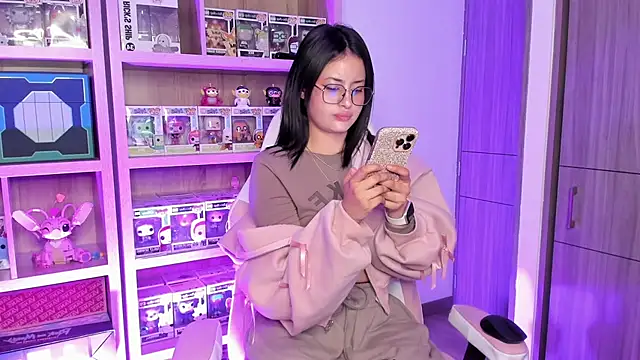 Snapshot of Victoria_se chatting on February 26, 4:00 am Victoria se online show from February 26, 4:00 am