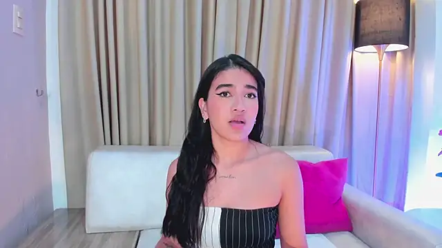 LeaahCarter online show from December 28, 5:57 pm