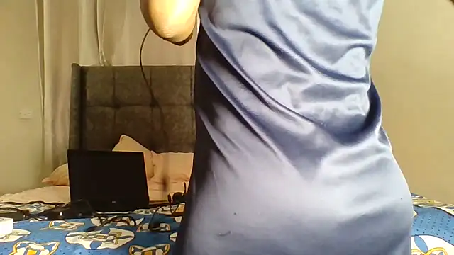 t-NaughtyLicia online show from June 9, 4:46 am