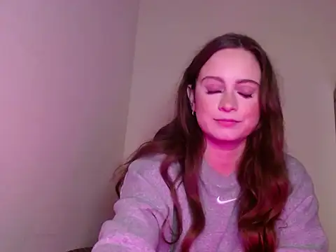 Snapshot of Sophie_Raegan chatting on January 20, 11:13 am Sophie Raegan online show from January 20, 11:13 am