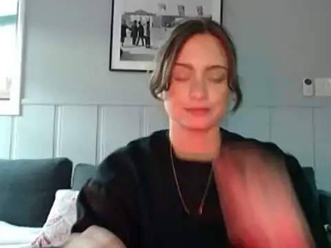 Snapshot of Sophie_Raegan chatting on February 24, 2:26 pm Sophie Raegan online show from February 24, 2:26 pm