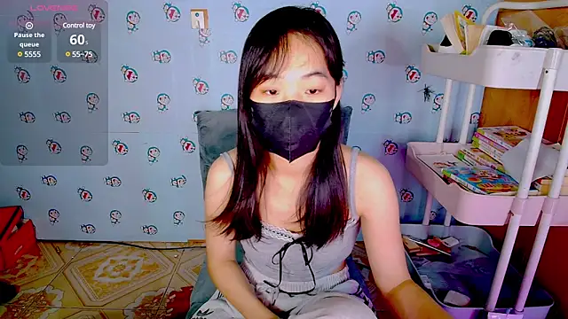   Saphia   online show from March 20, 12:40 am