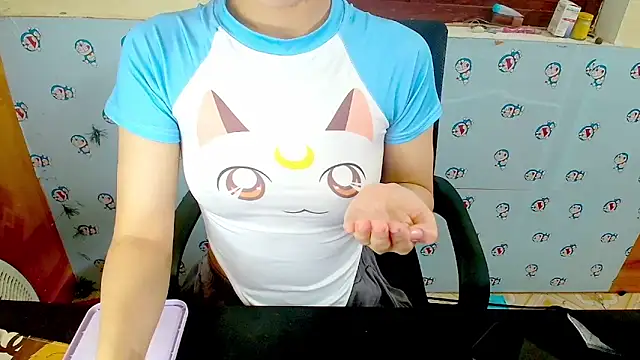   Saphia   online show from December 15, 12:59 am