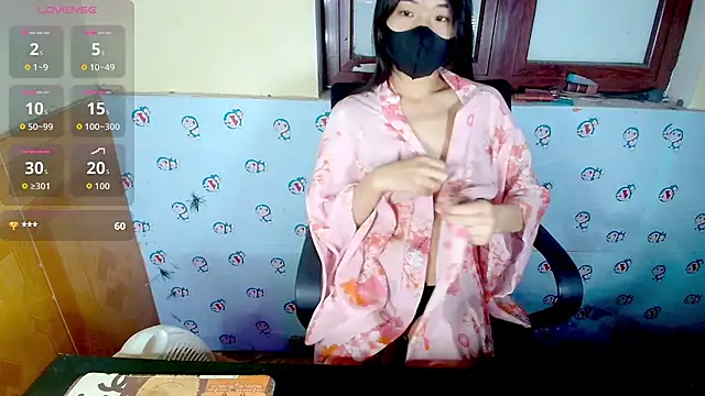   Saphia   online show from March 18, 3:37 pm