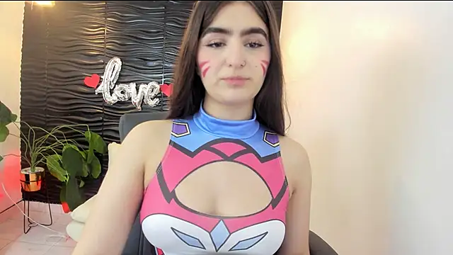 sofia 44 online show from October 31, 2:18 pm