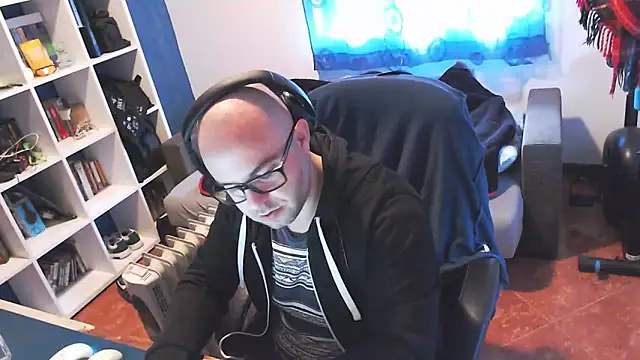 Snapshot of ravingr4d4 chatting on February 20, 9:11 am ravingr4d4 online show from February 20, 9:11 am