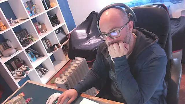 Snapshot of ravingr4d4 chatting on February 26, 3:19 pm ravingr4d4 online show from February 26, 3:19 pm