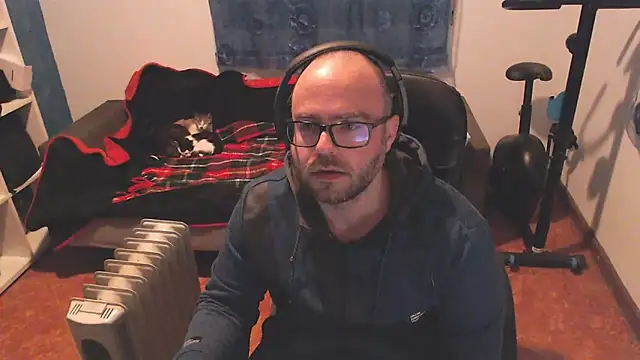 Snapshot of ravingr4d4 chatting on March 2, 10:38 pm ravingr4d4 online show from March 2, 10:38 pm