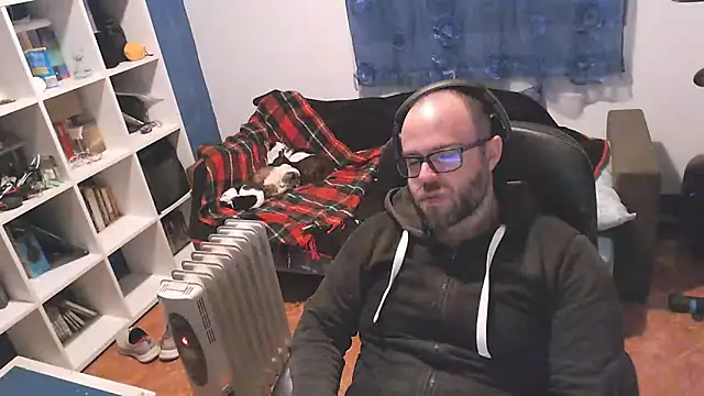 Snapshot of ravingr4d4 chatting on March 17, 10:06 pm ravingr4d4 online show from March 17, 10:06 pm
