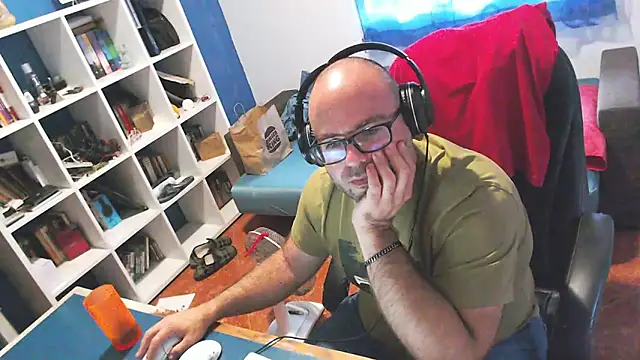 Snapshot of ravingr4d4 chatting on September 9, 12:59 pm ravingr4d4 online show from September 9, 12:59 pm