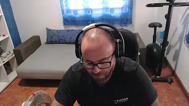 Snapshot of ravingr4d4 chatting on September 28, 2:22 pm ravingr4d4 online show from September 28, 2:22 pm