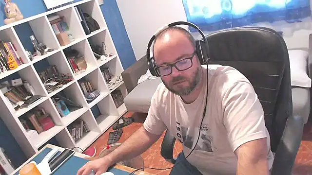 Snapshot of ravingr4d4 chatting on September 30, 1:05 pm ravingr4d4 online show from September 30, 1:05 pm