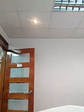 Snapshot of Daniela77771 chatting on February 4, 2:32 pm Daniela77771 online show from February 4, 2:32 pm