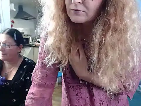 Helen1974 online show from December 19, 8:55 pm