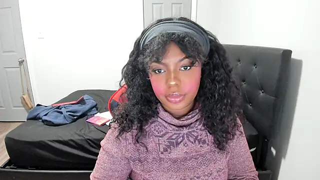 Snapshot of demi_xoxo chatting on March 2, 3:52 am demi xoxo online show from March 2, 3:52 am