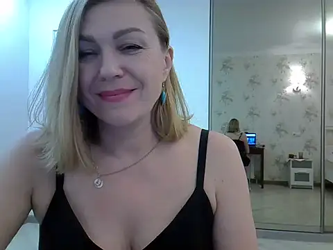Snapshot of Alexandra-Rosee chatting on January 11, 2:36 pm Alexandra-Rosee online show from January 11, 2:36 pm