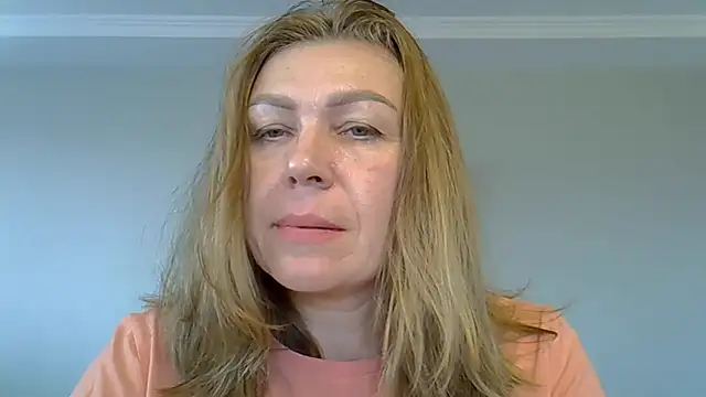 Snapshot of Alexandra-Rosee chatting on October 22, 7:08 am Alexandra-Rosee online show from October 22, 7:08 am