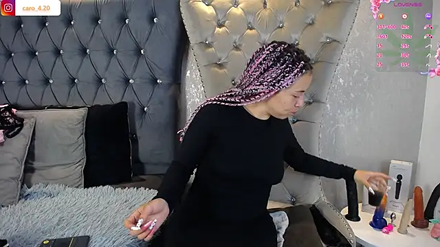 CaroFisher online show from December 17, 1:17 pm