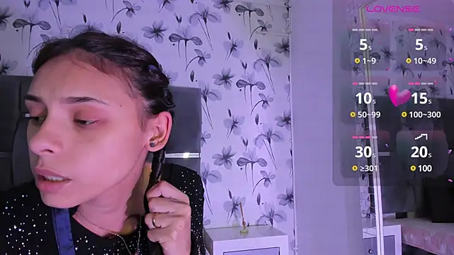 Ehotloveaxxx online show from January 24, 10:19 pm