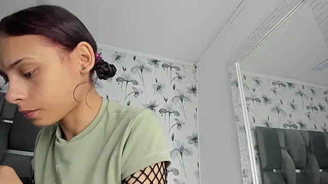 Ehotloveaxxx online show from March 18, 1:09 pm